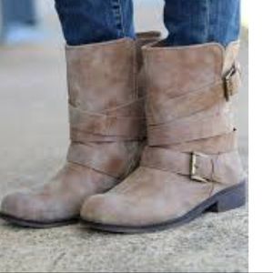 Madden Girl Above Ankle Short Boots 9